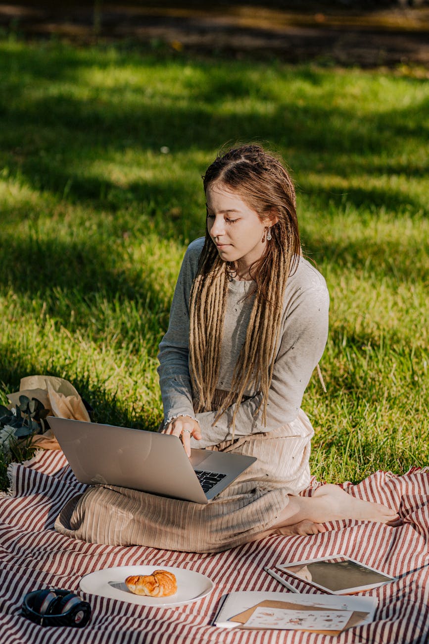 Side hustles for women stop spam calls get paid